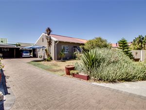 2 Bed House in Retreat