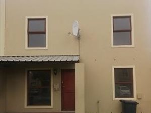 4 Bed Duplex in Kuilsriver
