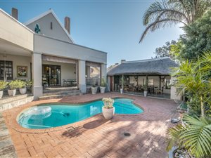 4 Bed House in Mount Croix