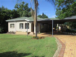 3 Bed House in Egerton