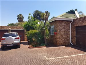 3 Bed Simplex in Lyttelton Manor