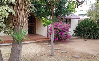 3 Bedroom House in LesMarais