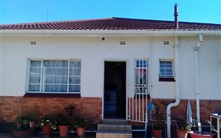 3 Bedroom House in Selection Park