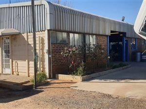 7506 m² Industrial space in Brentwood Park