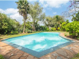 4 Bedroom House in Cowies Hill