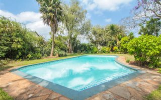 4 Bedroom House in Cowies Hill