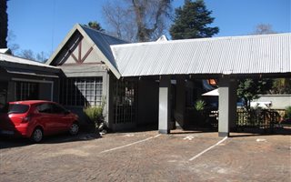 Office space in Clubview