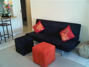 Bachelor apartment in Summerstrand
