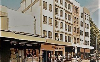 121 m² Retail Space in Rondebosch