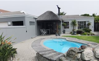 3 Bedroom House in Blouberg Sands