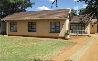 3 Bedroom House in Saaiplaas