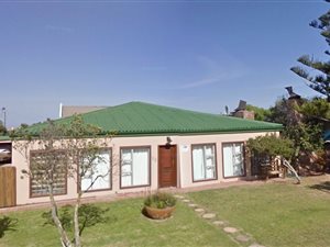 3 Bedroom House in Gouritsmond