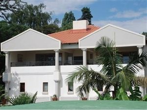 4 Bed House in Waterkloof Ridge