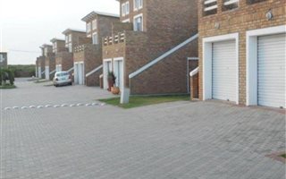 1 Bedroom Townhouse in Bluewater Bay