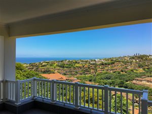 4 Bed Townhouse in La Lucia