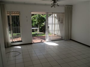 2 Bed Apartment in Umhlanga Rocks