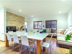 2 Bed Apartment in Paarl Central East