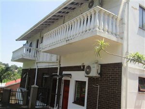 4 Bed House in Clare Hills