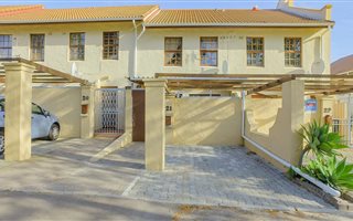 2 Bedroom Duplex in Fairfield Estate