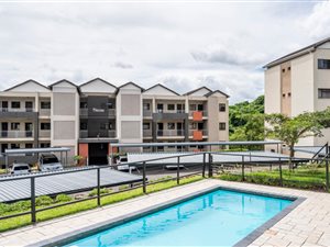 2 Bed Apartment in Berea West