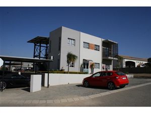 220 m² Commercial space in Newmark Estate
