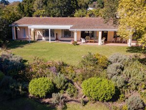 4 Bed House in Kloof
