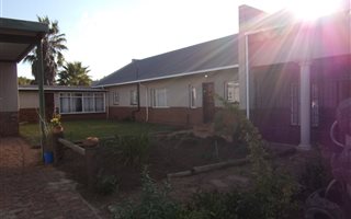 8.5 ha Smallholding in Haakdoornboom