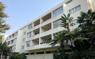 3 Bedroom Apartment in Greenside East