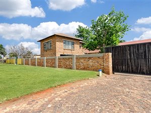 4 Bed House in Anzac