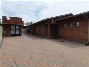 3 Bed House in Vanderbijlpark CE3