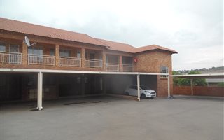 2 Bedroom Apartment in Wentworth Park