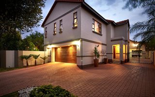 6 Bedroom House in Carlswald North Estate