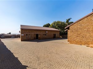 347 m² Office Space in Amandasig