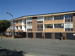 2 Bed Apartment in Florida Park