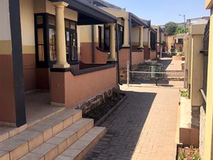 1 Bed House in Troyeville