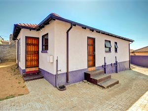 3 Bedroom House in Cosmo City