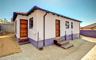 3 Bedroom House in Cosmo City