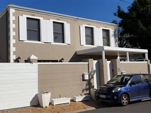 2 Bed House in Claremont