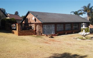 3 Bedroom House in Breaunanda
