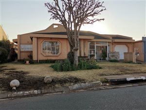 4 Bed House in Lenasia