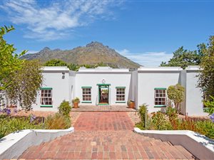8372 m² Farm in Hout Bay and surrounds