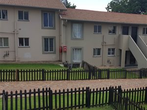 2 Bed Apartment in Ferndale
