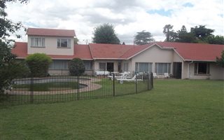 6 Bedroom House in Glenhazel