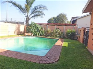 4 Bedroom House in Dania park