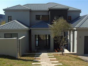 4 Bed House in Helderfontein Estate