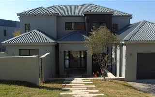 4 Bedroom House in Helderfontein Estate