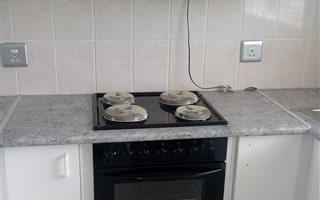 2 Bedroom Apartment in Goodwood