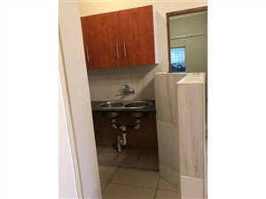 2 Bed Garden Cottage in Edenvale