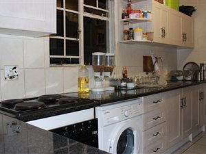 2 Bed Townhouse in Westwood