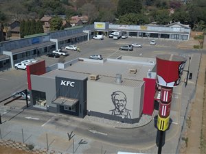 100 m² Retail Space in Silverton